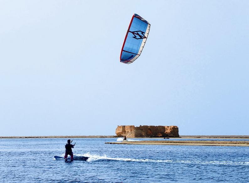 yatiparasailing